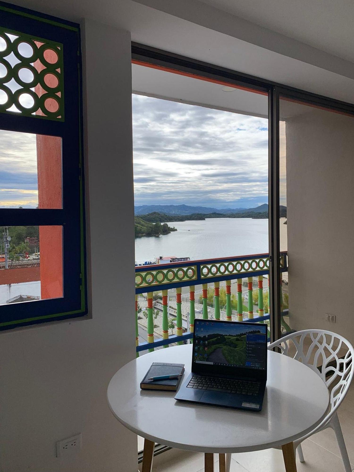 Apartamentos San Jose Vistal Al Lago, Cerca Del Parque. Guatape. Exterior foto